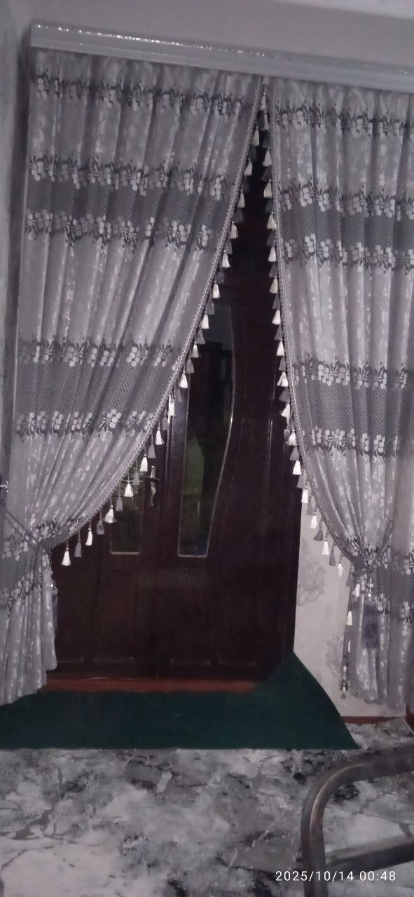 Velyur zumrad pardalar